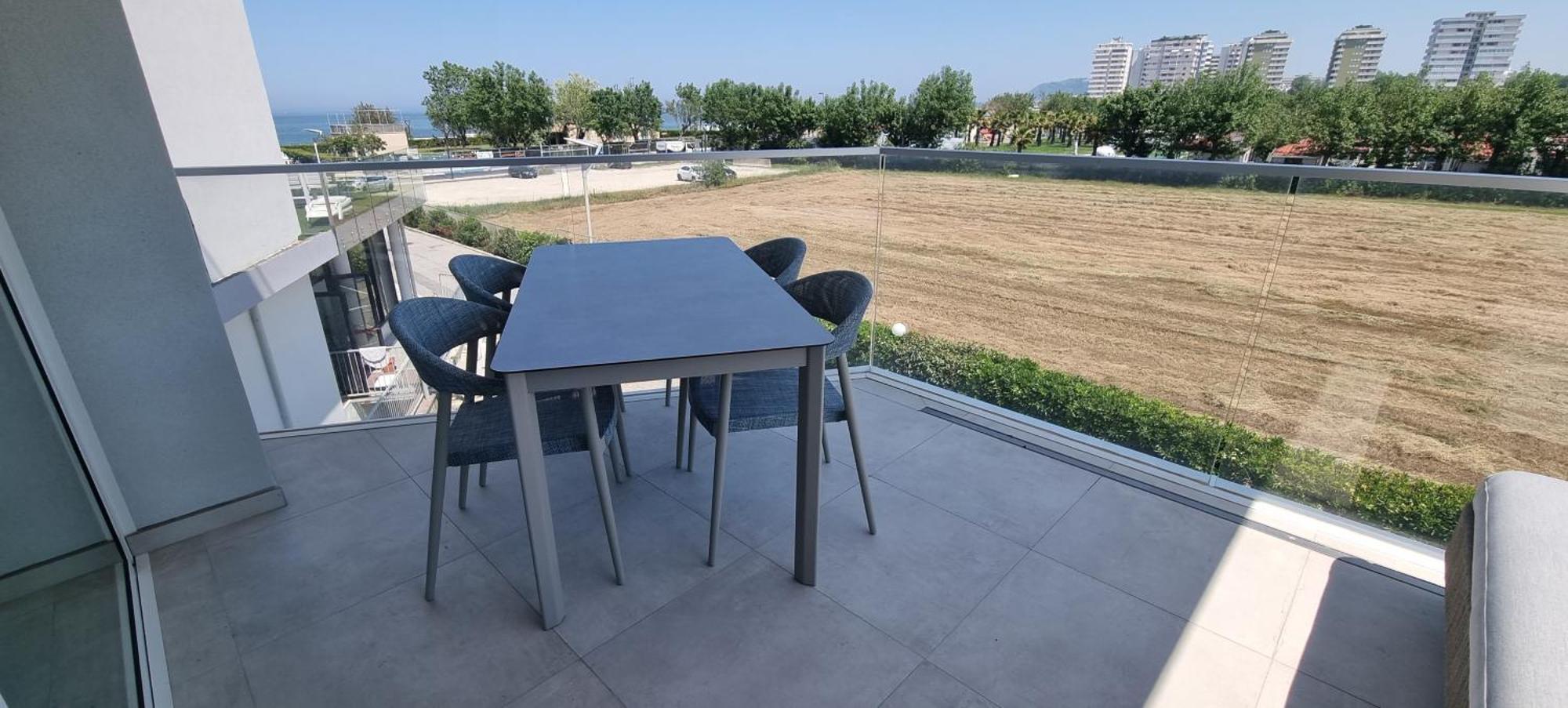 Hotel Residence Imperial Мисано Адриатико Екстериор снимка