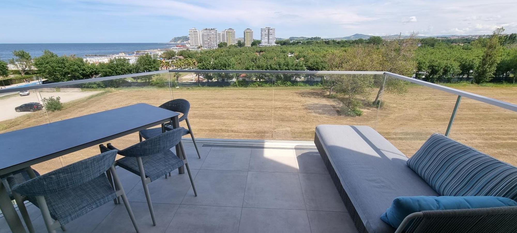 Hotel Residence Imperial Мисано Адриатико Екстериор снимка