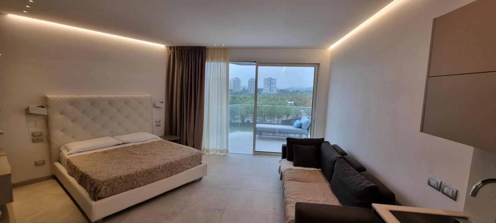 Hotel Residence Imperial Мисано Адриатико Екстериор снимка